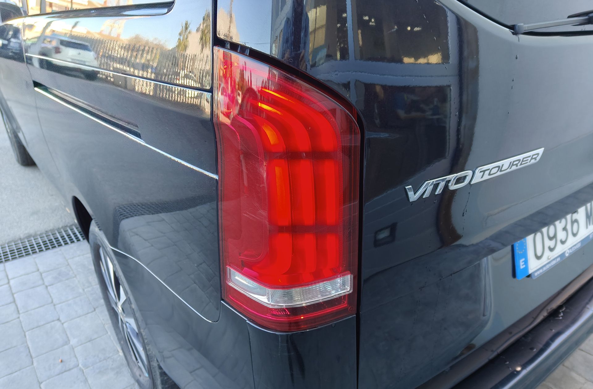 Mercedes-Benz Vito Combi 114 CDI Tourer Select Larga - foto 17