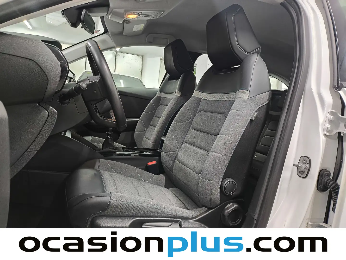 Foto Citroën C4 Citroen C4 PureTech 130 S&S 6v Feel Pack (130 CV)