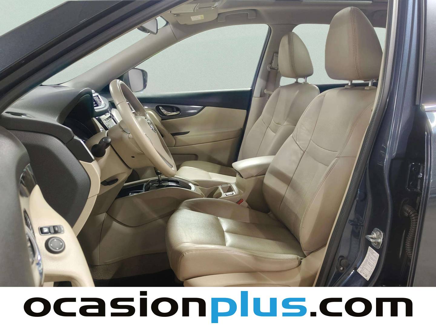 Foto asientos delanteros Nissan X-TRAIL Nissan X-Trail dCi 130 Tekna 4x2 (130 CV)
