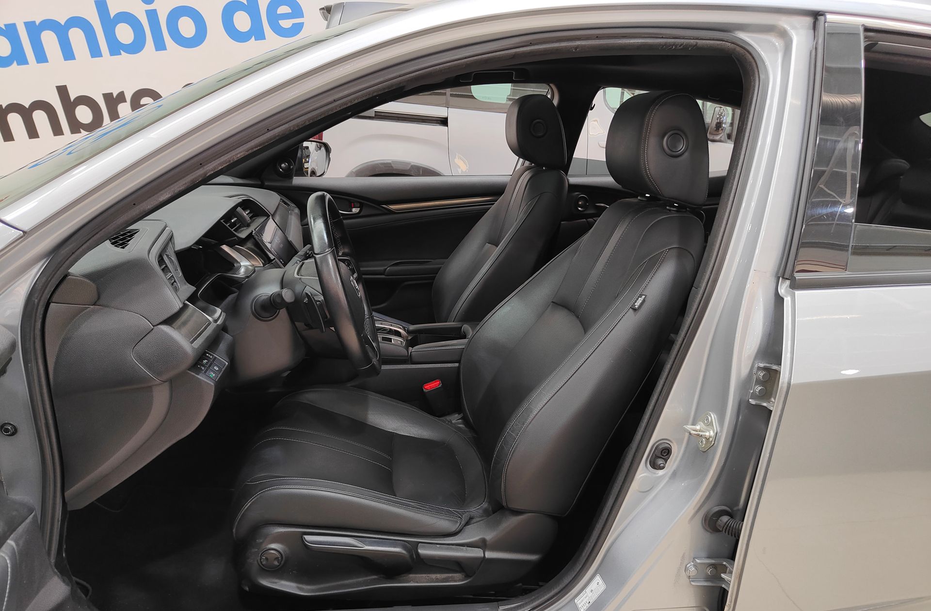 Honda Civic 1.0 I-VTEC Turbo Executive CVT - foto 11