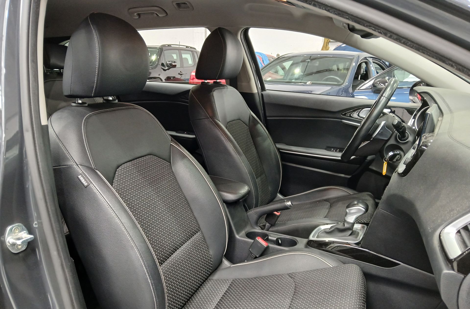Kia Ceed Tourer 1.6 MHEV Tech DCT - foto 15