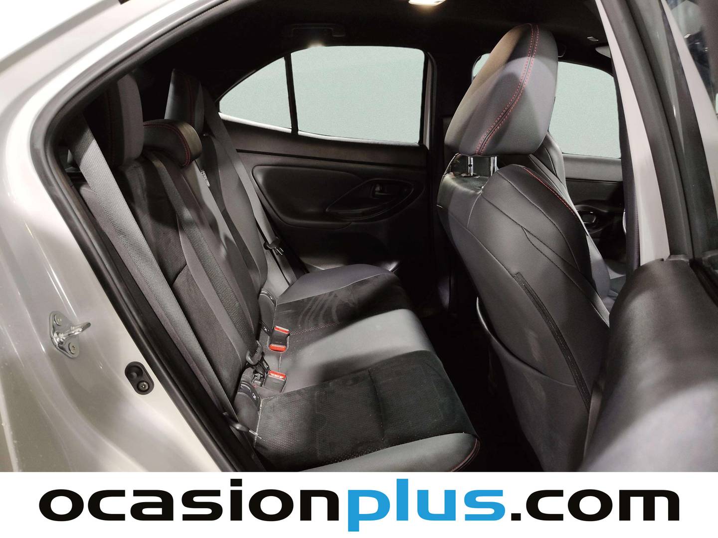 Toyota Yaris Cross Toyota Yaris Cross 130H GR Sport (130 CV) 2025