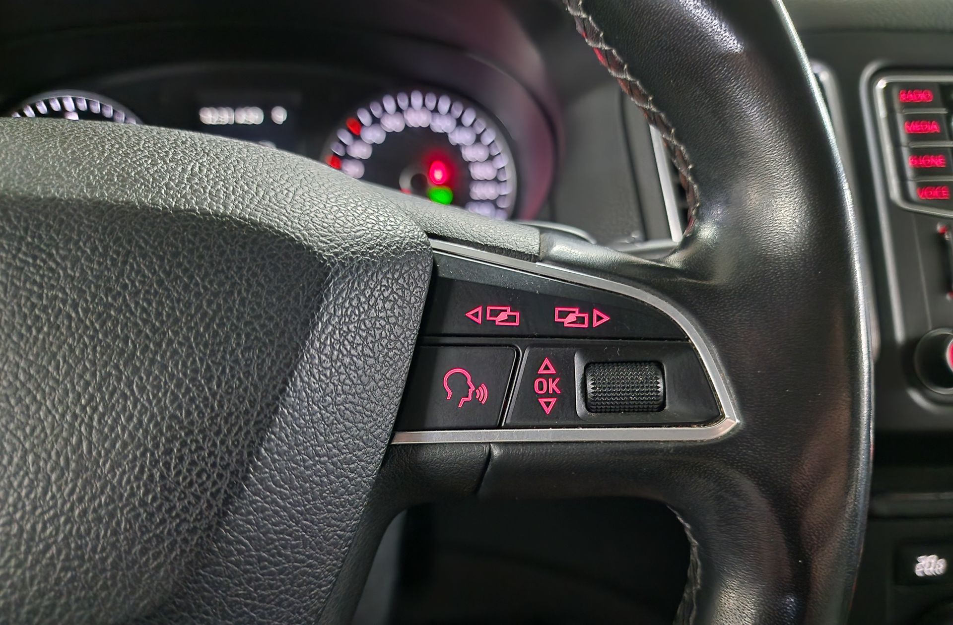 SEAT Alhambra 2.0 TDI Style Travel DSG 7 plazas - foto 30