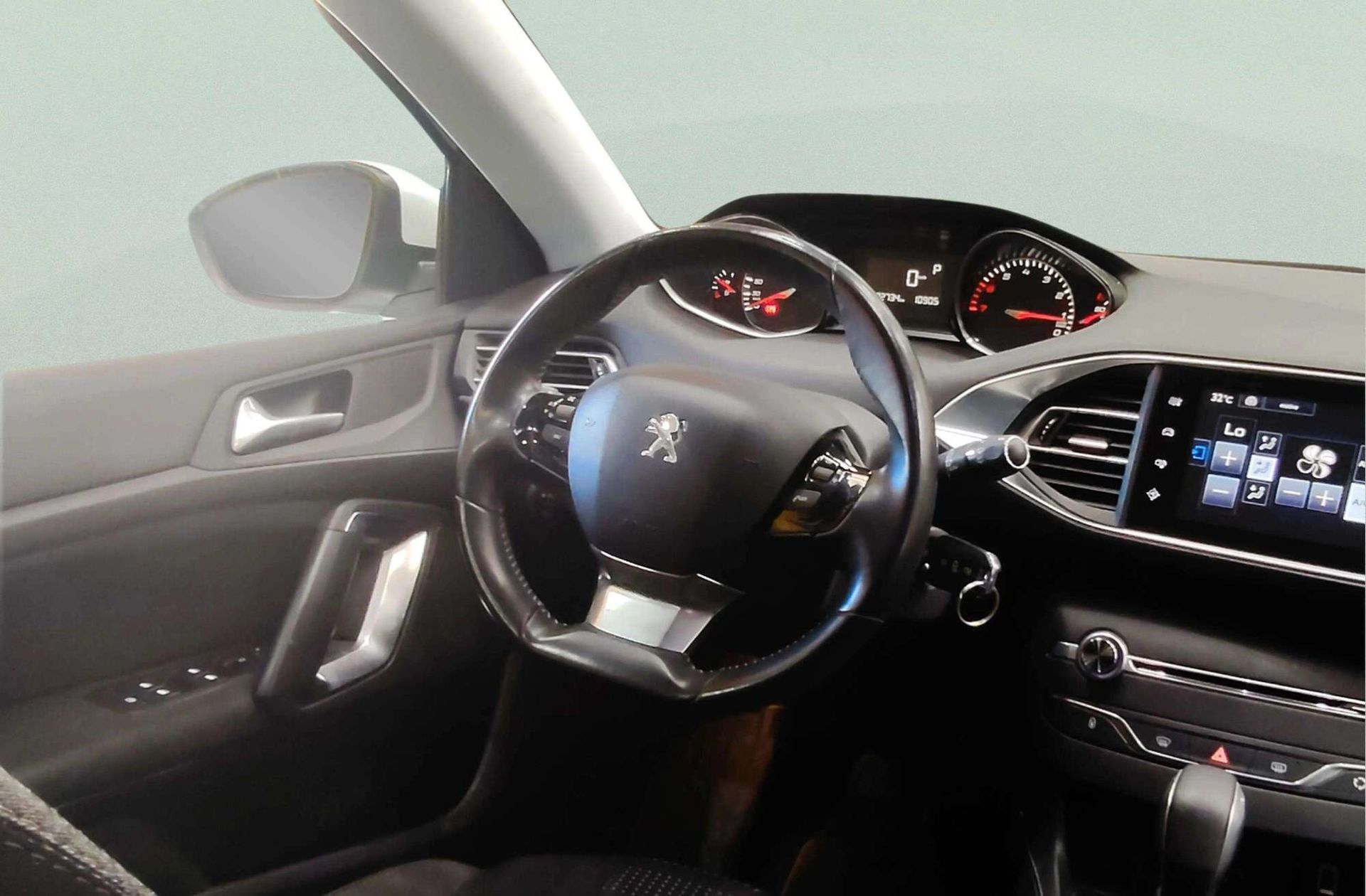 Peugeot 308 PureTech 130 Allure EAT6 - foto 19