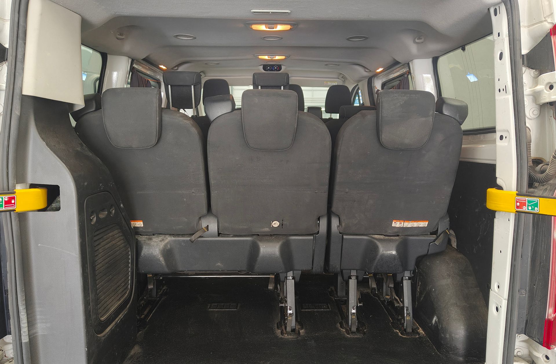 Ford Transit Custom Kombi 2.0 TDCi 320 L1 Trend 9 plazas - foto 15