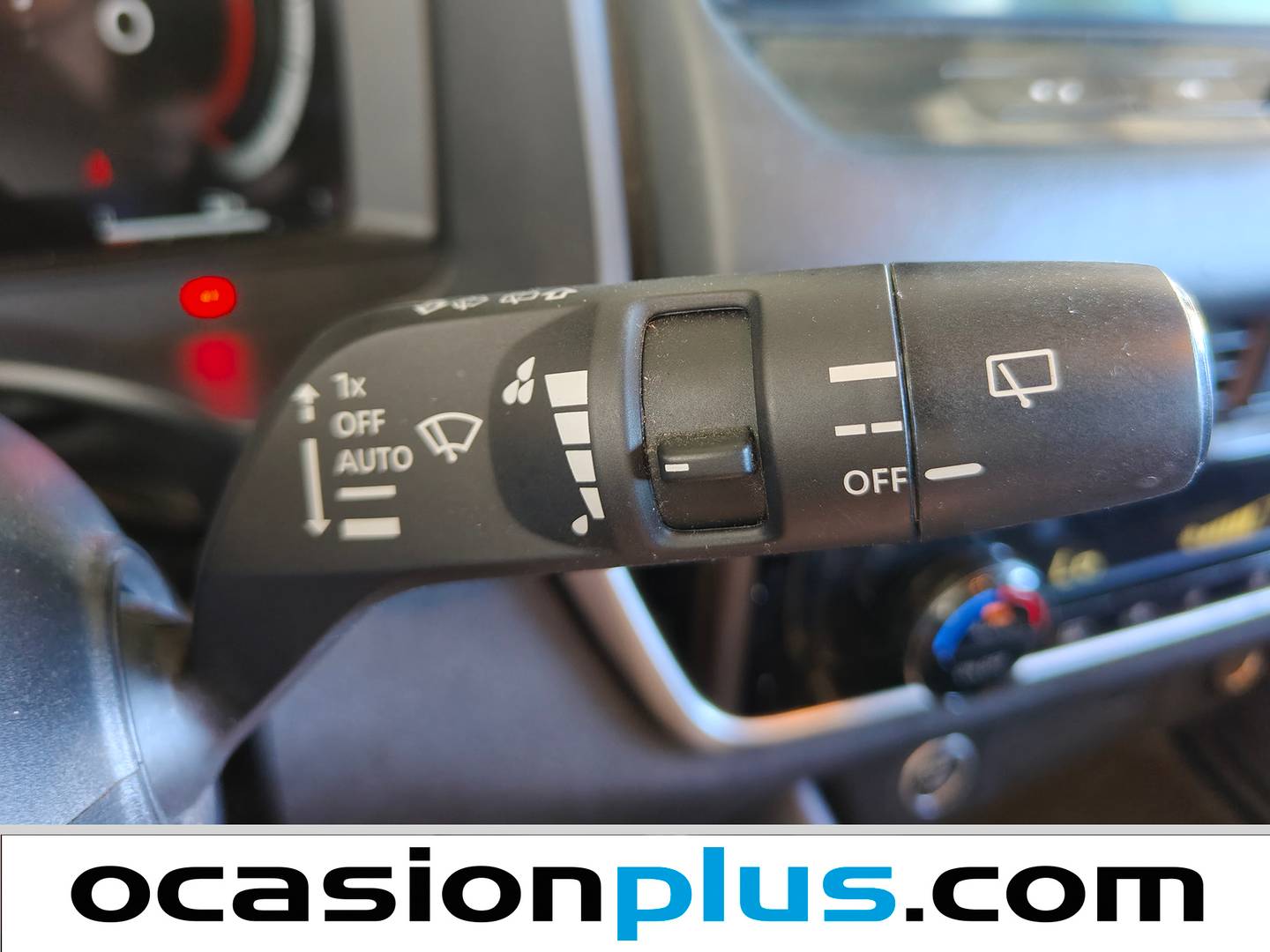 Nissan QASHQAI Nissan Qashqai DIG-T 140 N-Connecta (140 CV) seminuevo