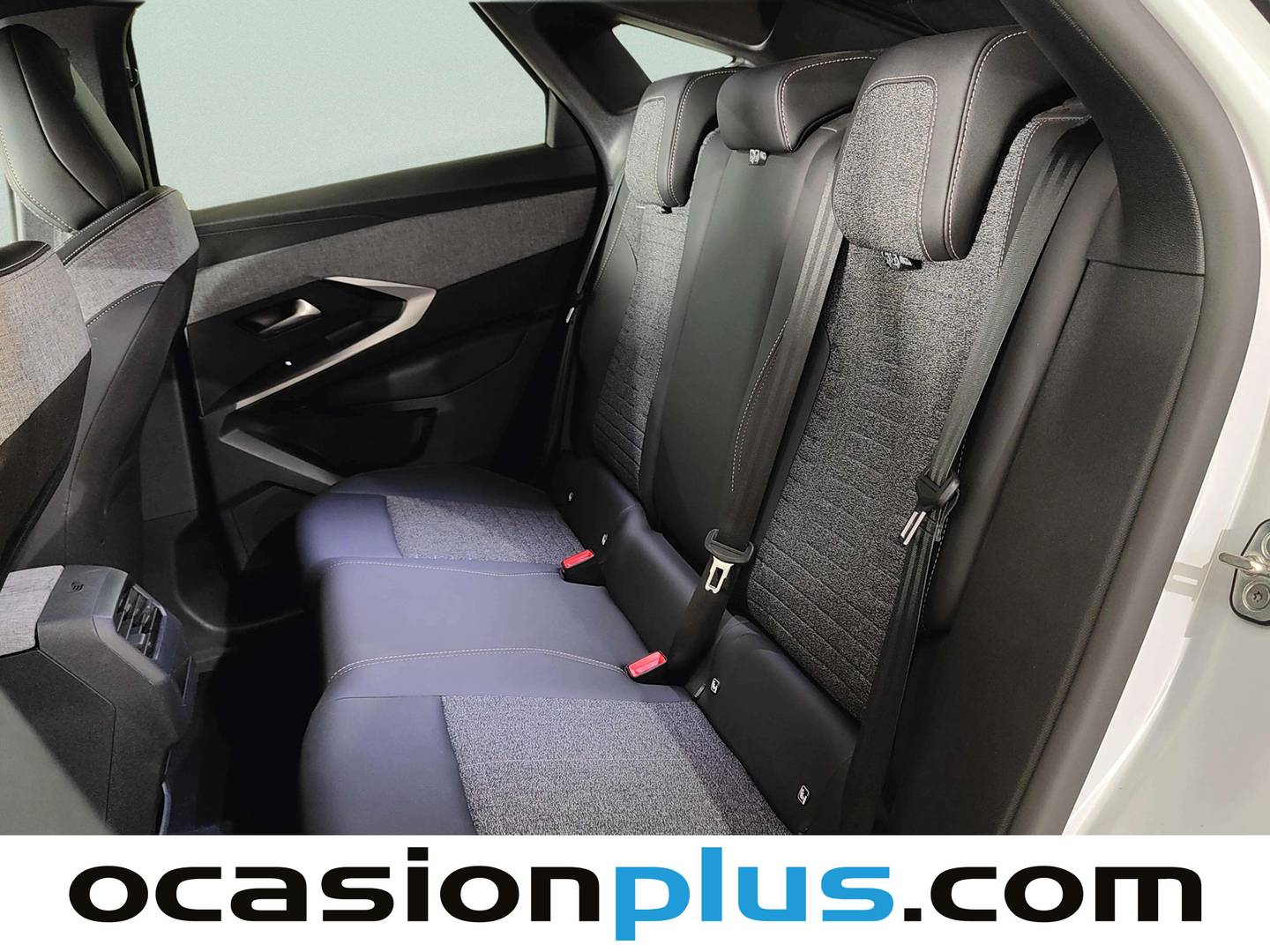 Foto asientos traseros Peugeot 3008 Hybrid Peugeot 3008 Hybrid 145 Allure eDCS6 (145 CV)