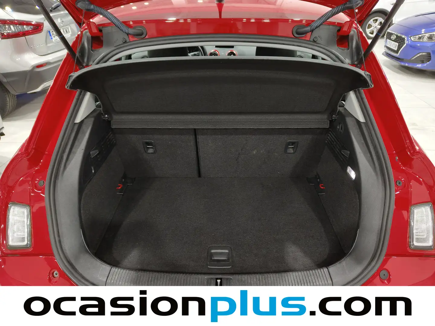 Foto Audi A1 Audi A1 Sportback Active Kit 1.6 TDI (116 CV)