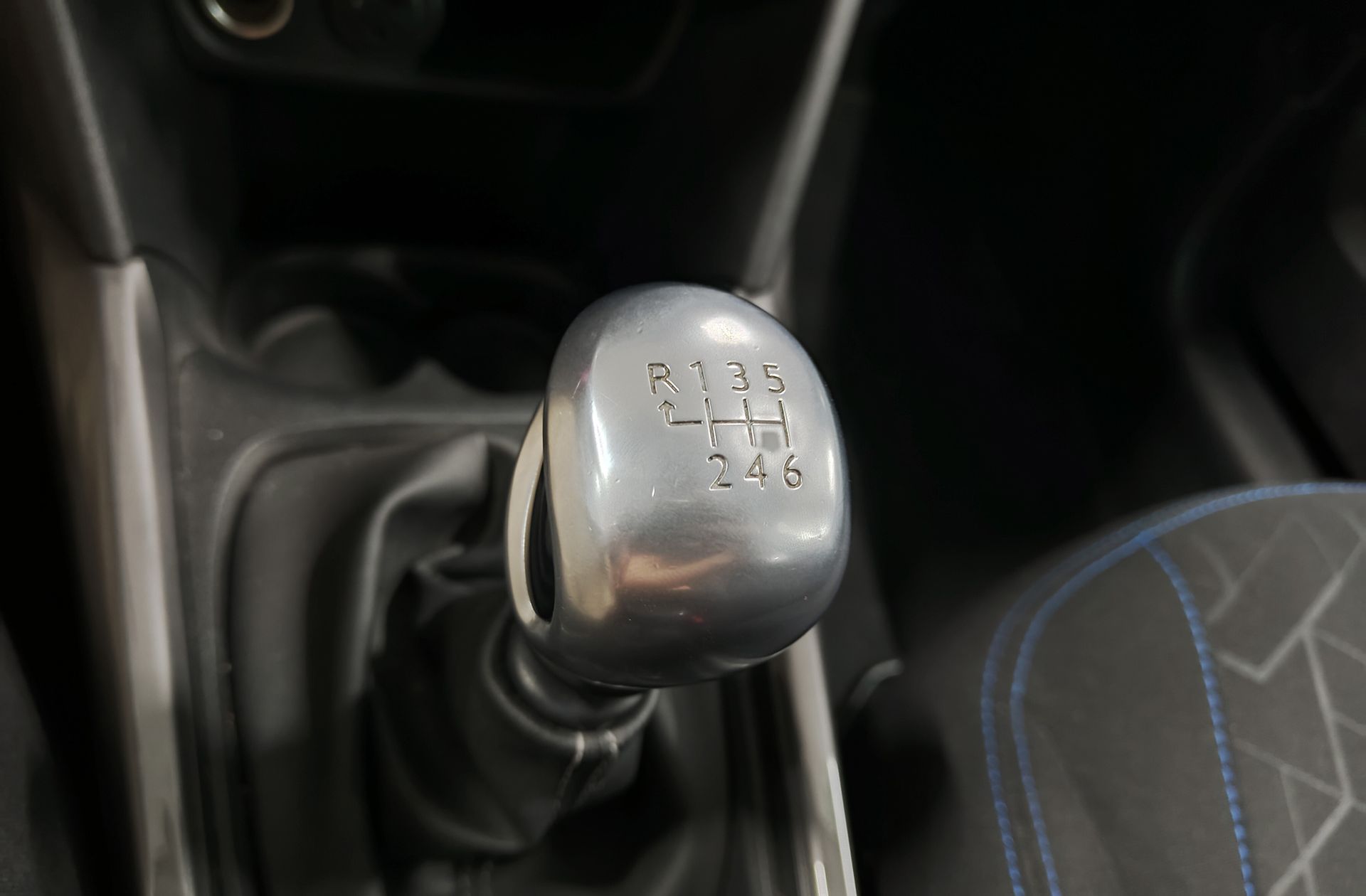 Peugeot 2008 BlueHDi 100 Style - foto 5