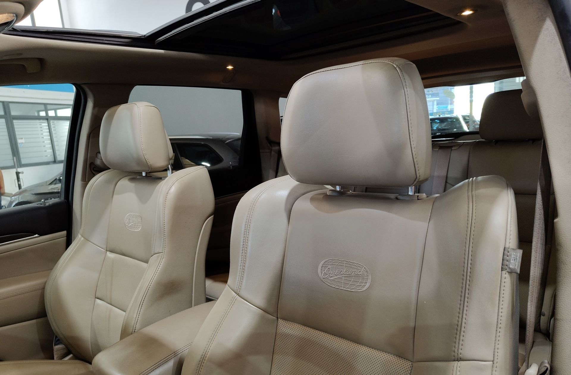 Jeep Grand Cherokee 3.0 CRD V6 Overland - foto 7