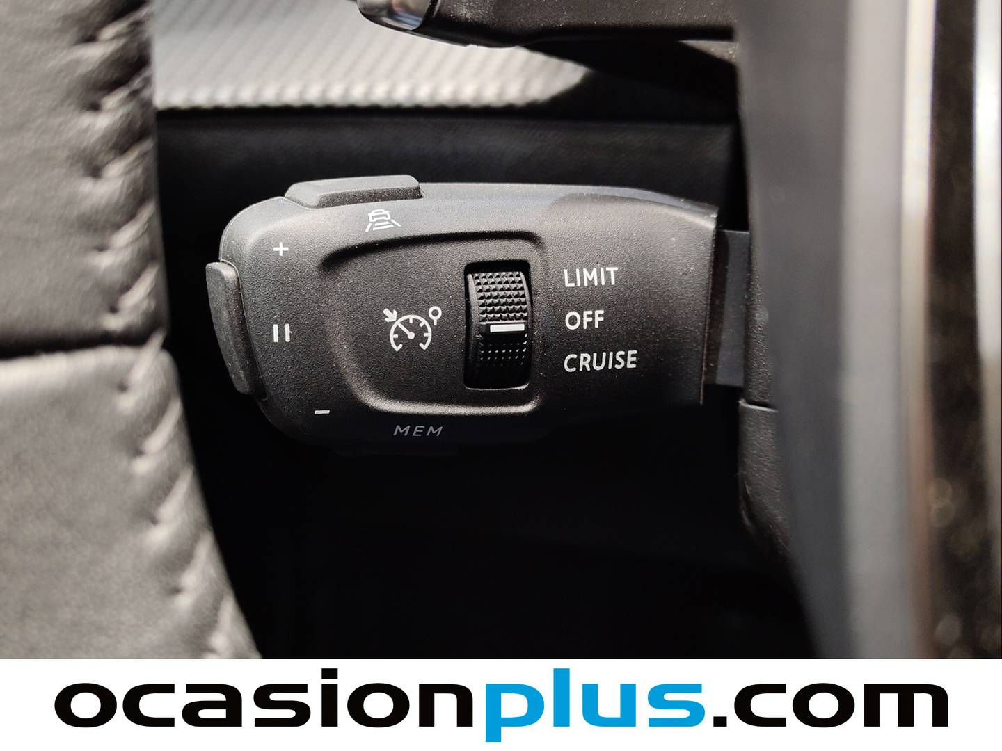 Peugeot 2008 Peugeot 2008 Allure Hybrid eDCS6 (145 CV) seminuevo