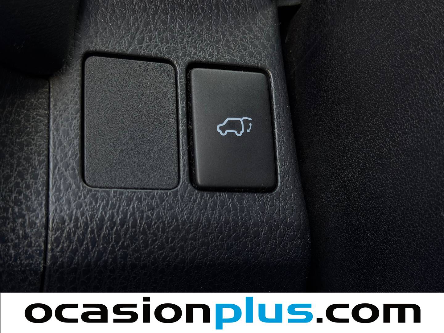 Paquetes del Toyota Rav4 Toyota Rav4 2.5l hybrid Executive 2WD (197 CV)