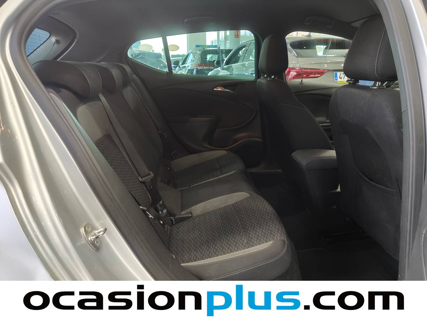 Foto asientos traseros Opel Astra Opel Astra 1.2 Turbo SHL GS Line (110 CV)