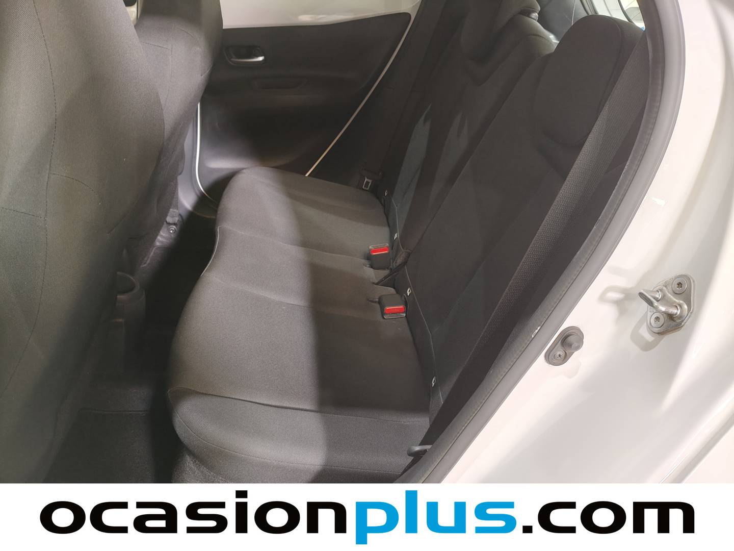 Foto Toyota Aygo X Cross Toyota Aygo X Cross 1.0 VVT-I Play (72 CV)