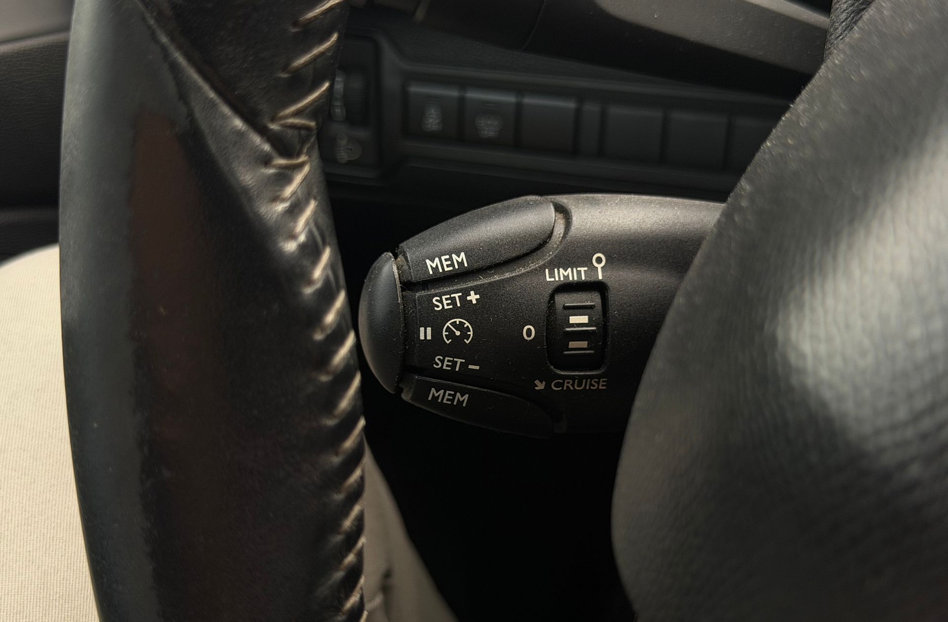 Peugeot 308 BlueHDi 120 Style - foto 21