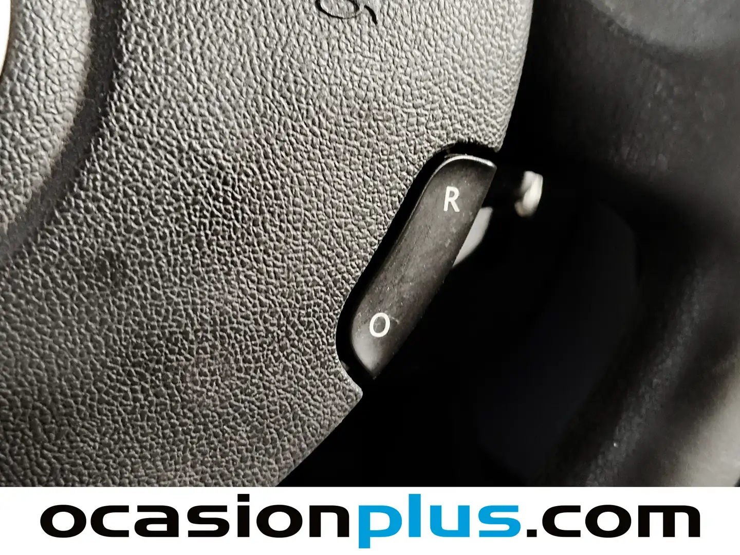 Foto Renault Clio Renault Clio 1.2 16v Pack Authentique (75 CV)