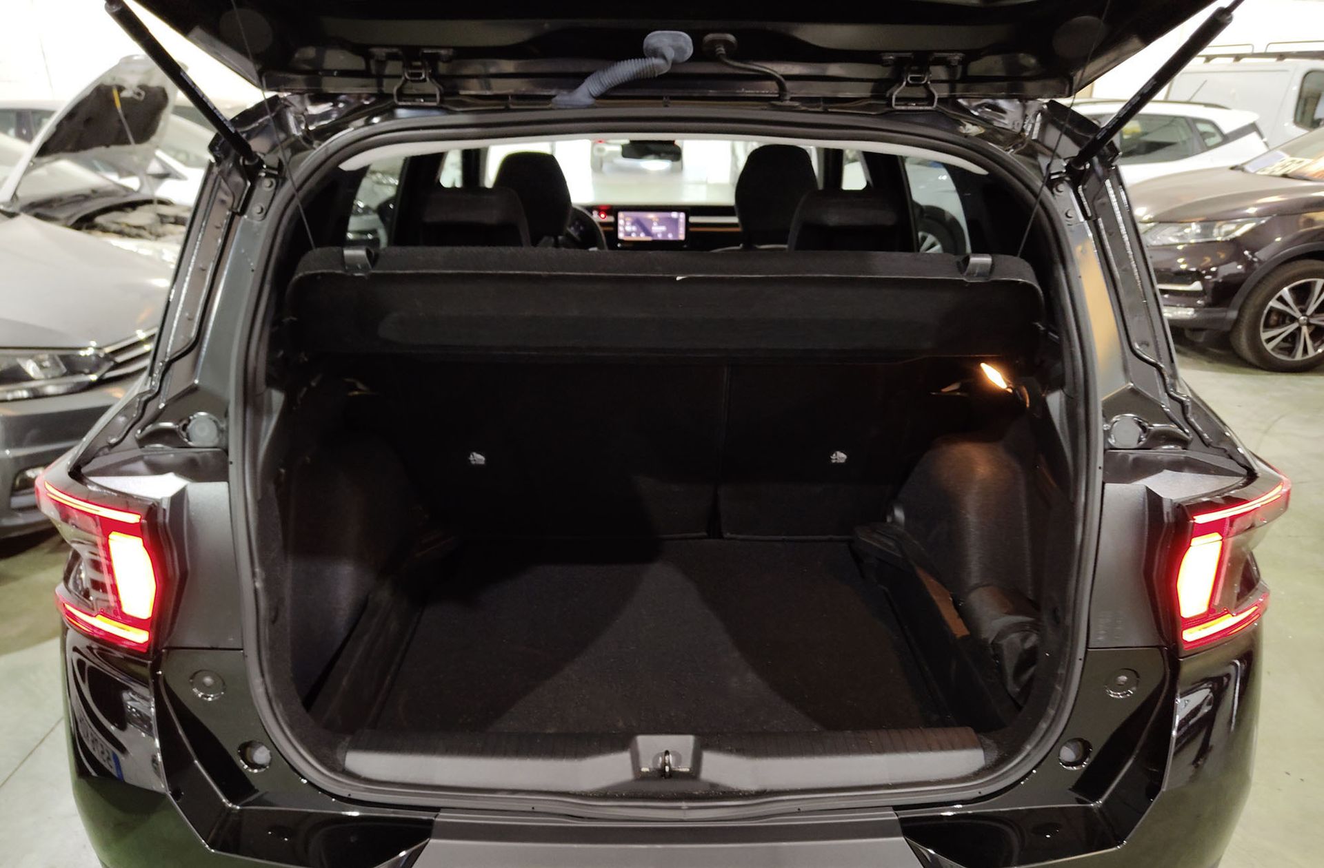 Citroën C3 Aircross Hybrid 145 Plus e-DCS6 - foto 15