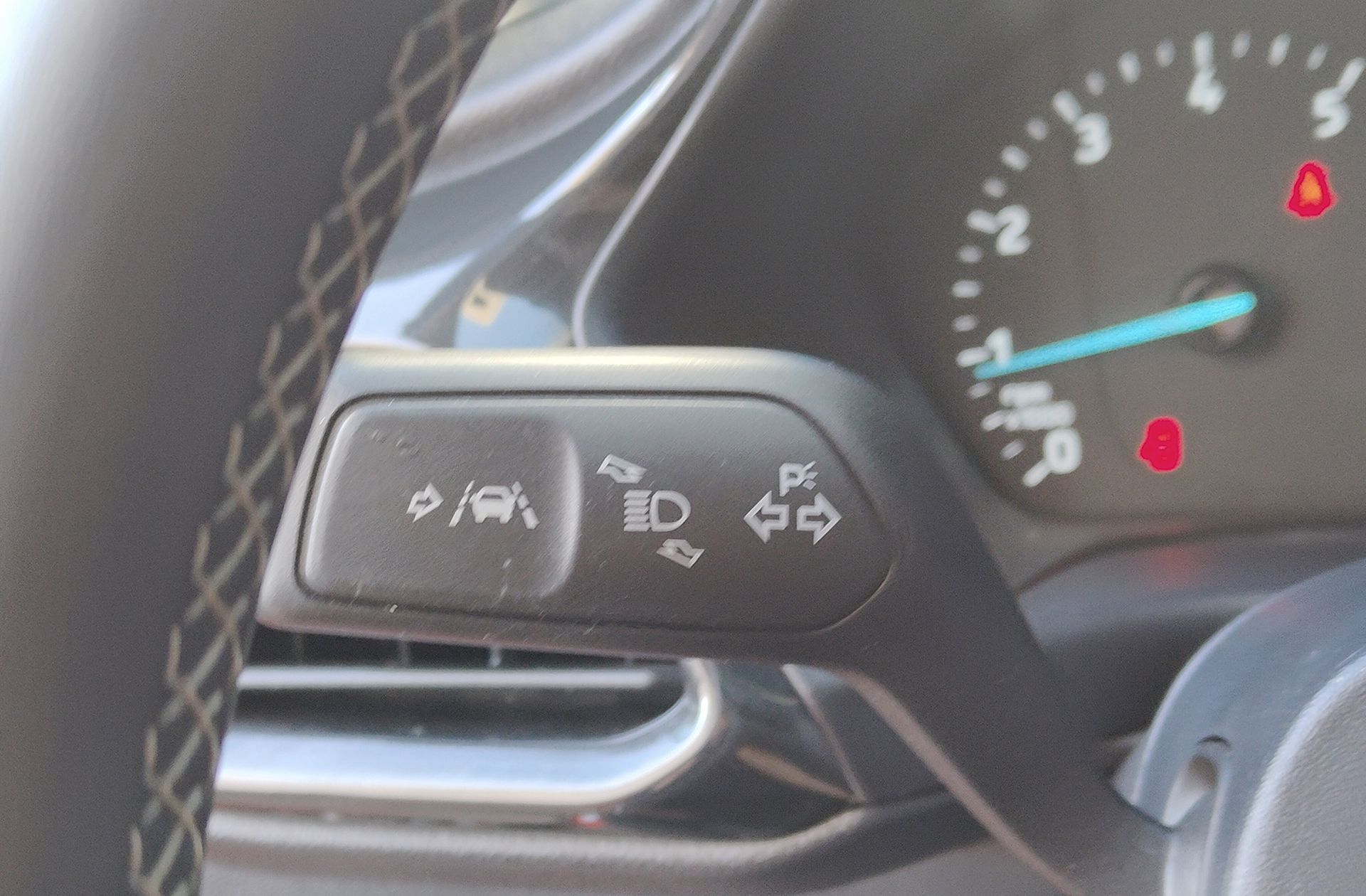 Ford Fiesta 1.0 EcoBoost Active - foto 24