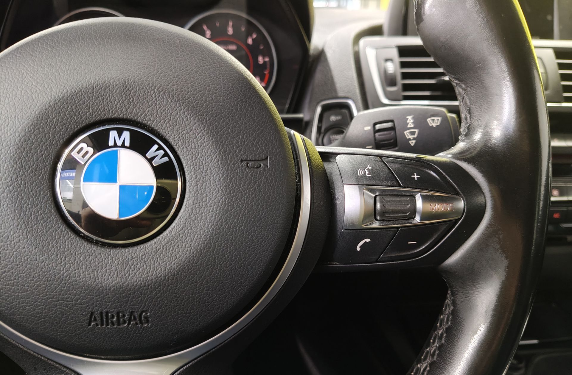 BMW Serie 1 118d Pack M - foto 27