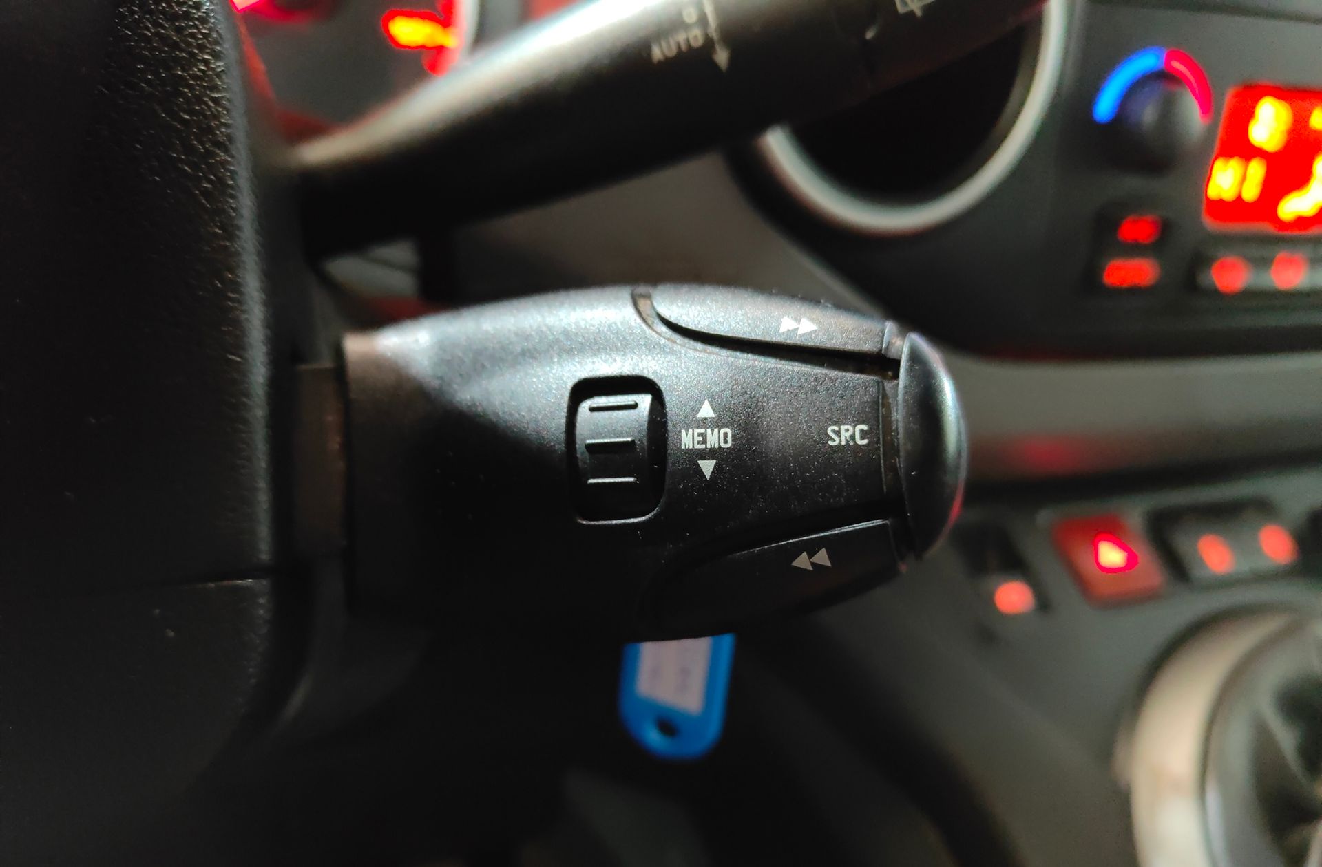 Citroën Berlingo Combi BlueHDi 100 Multispace XTR Plus - foto 24