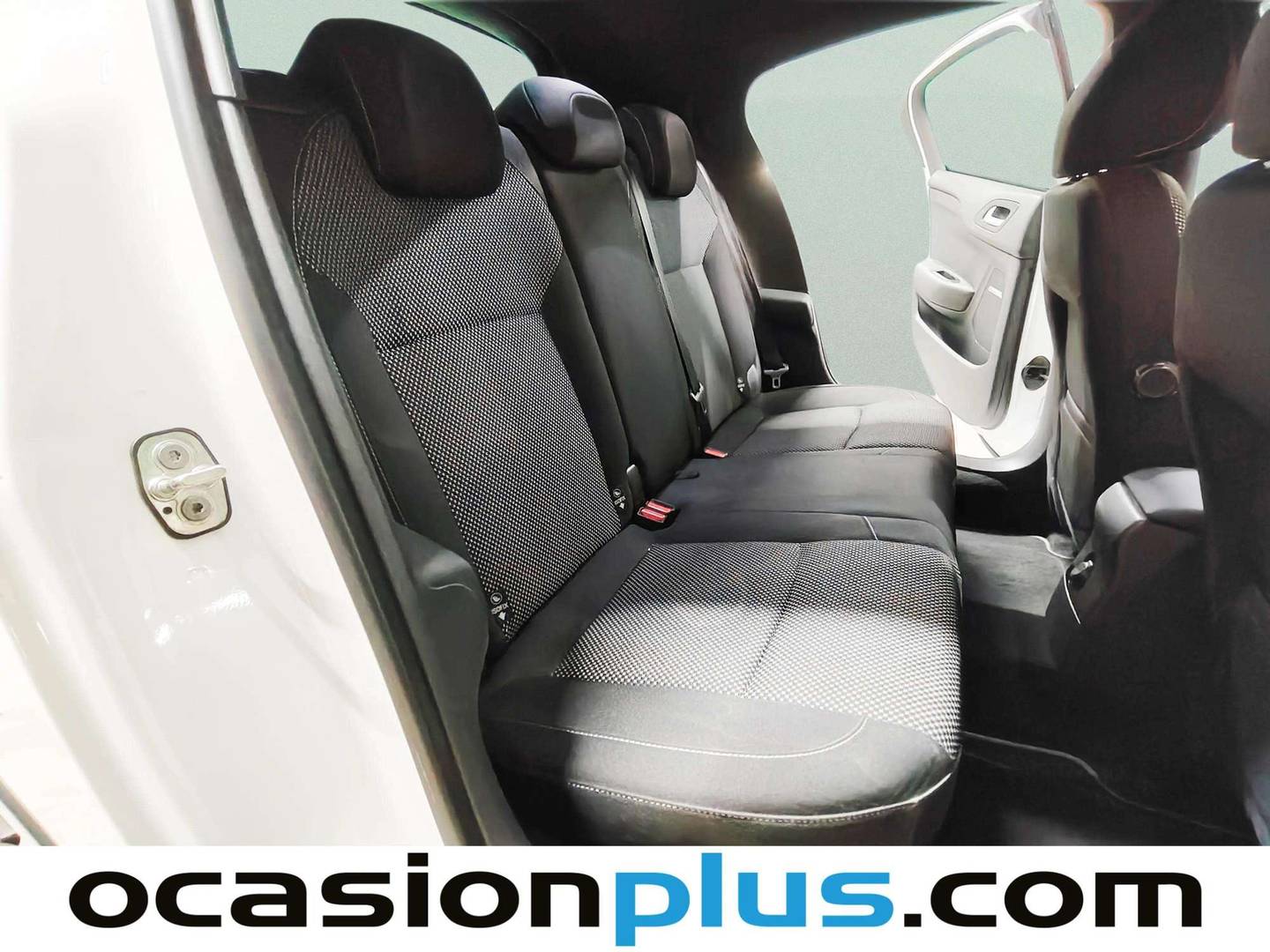 DS DS 4 Crossback DS DS 4 Crossback DS 4 Crossback 1.6 BlueHDi STT Desire (120 CV) diésel