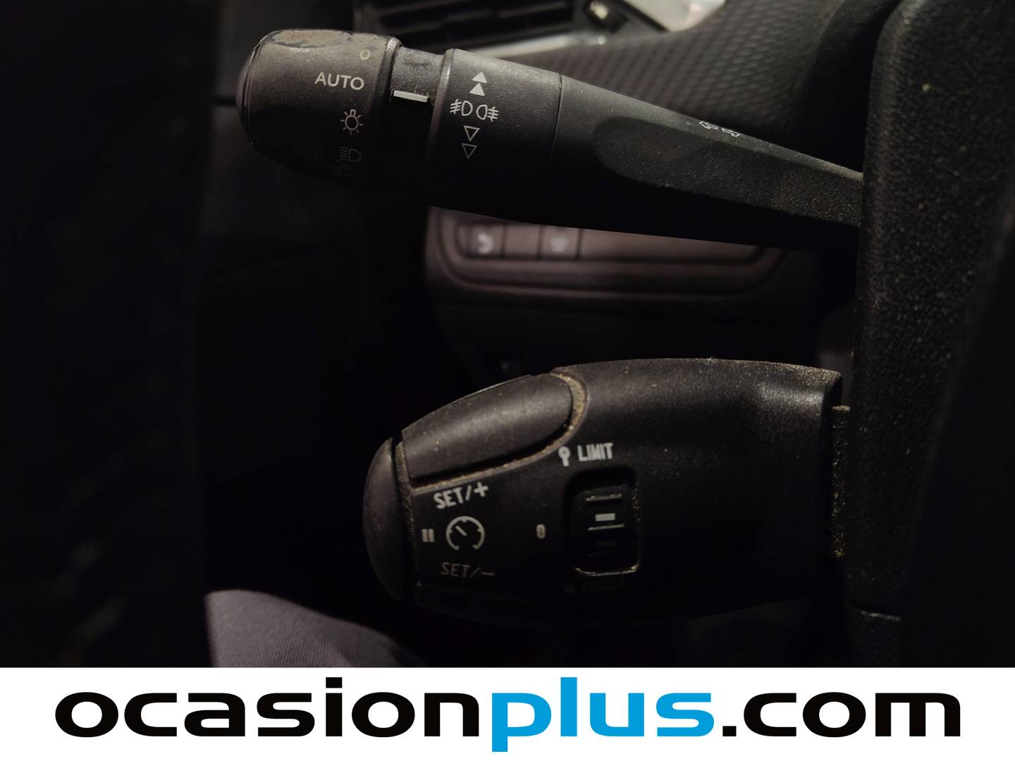 Extras del Peugeot 208 Peugeot 208 BlueHDi 100 S&S Signature (99 CV)