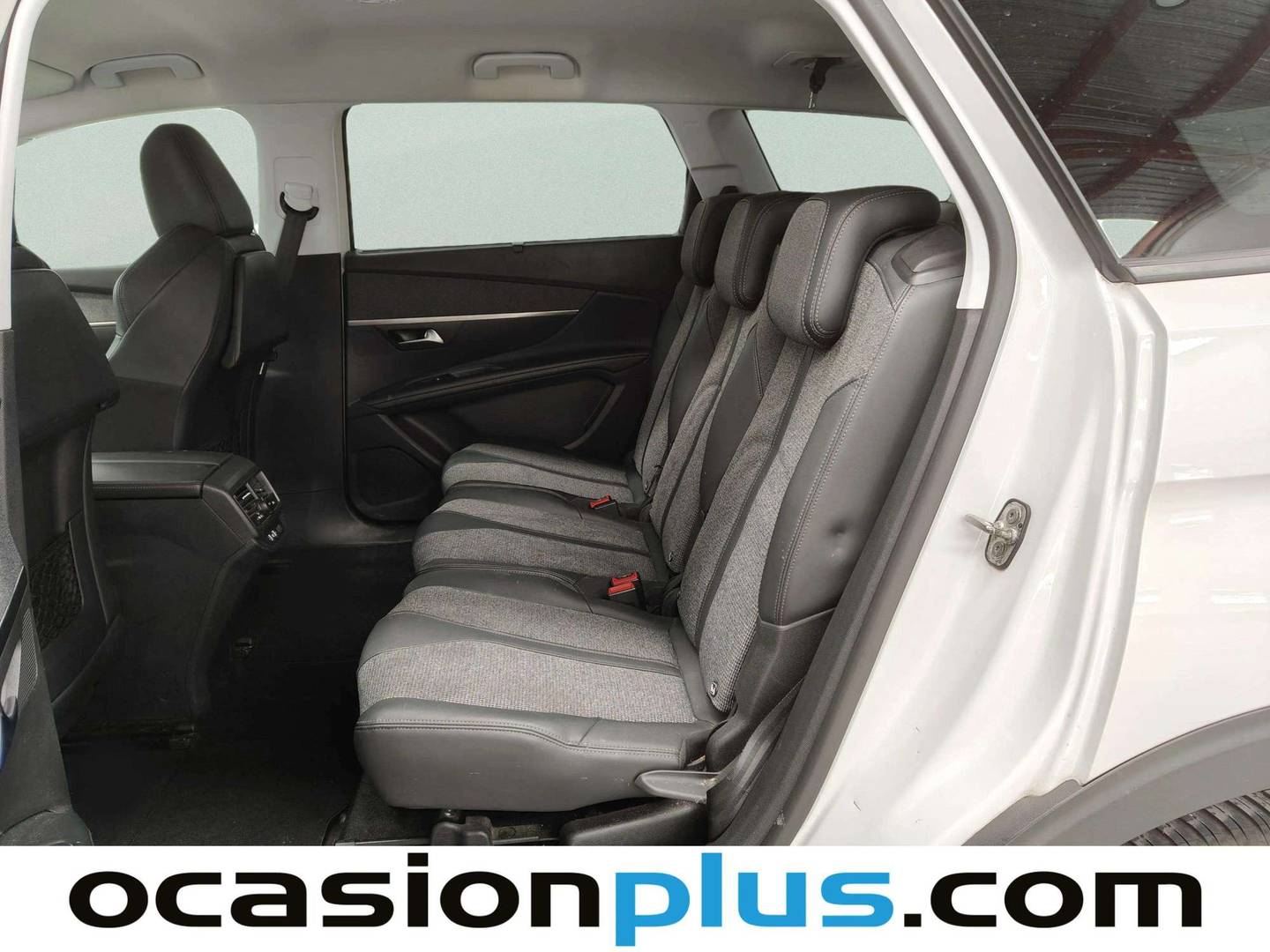 Foto asientos traseros Peugeot 5008 Peugeot 5008 BlueHDi 130 S&S Allure (130 CV) EAT8 7 Plazas