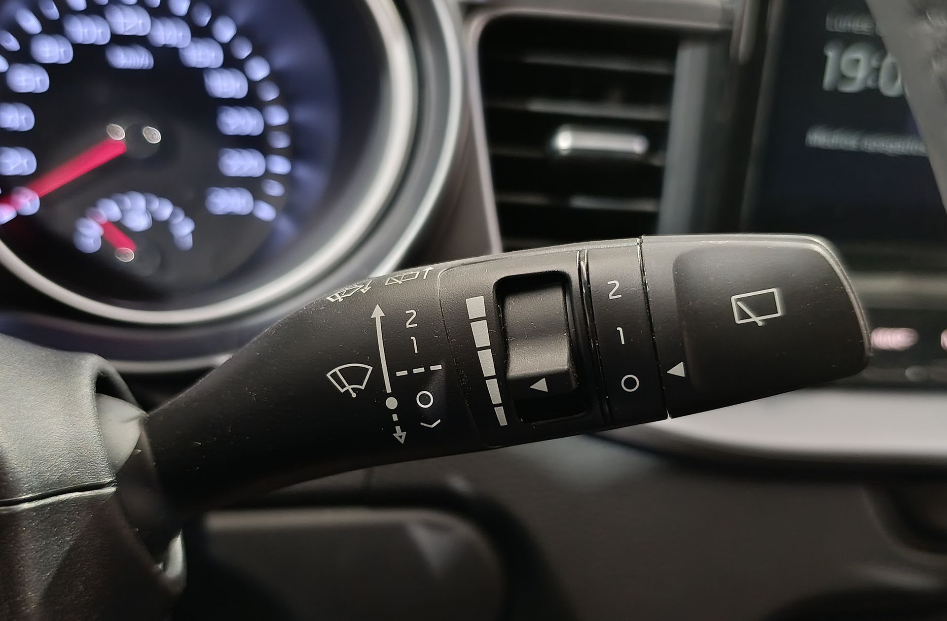 Kia Ceed 1.0 T-GDi Concept - foto 29
