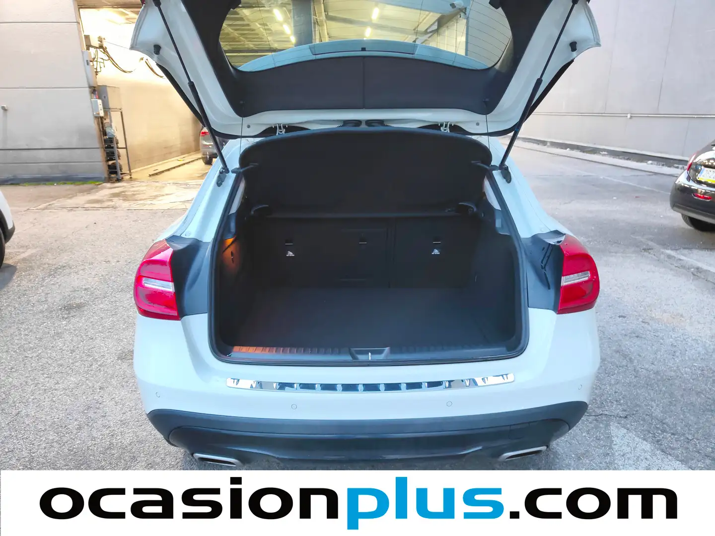 Foto Mercedes GLA Mercedes-Benz GLA 200 d Urban (136 CV)