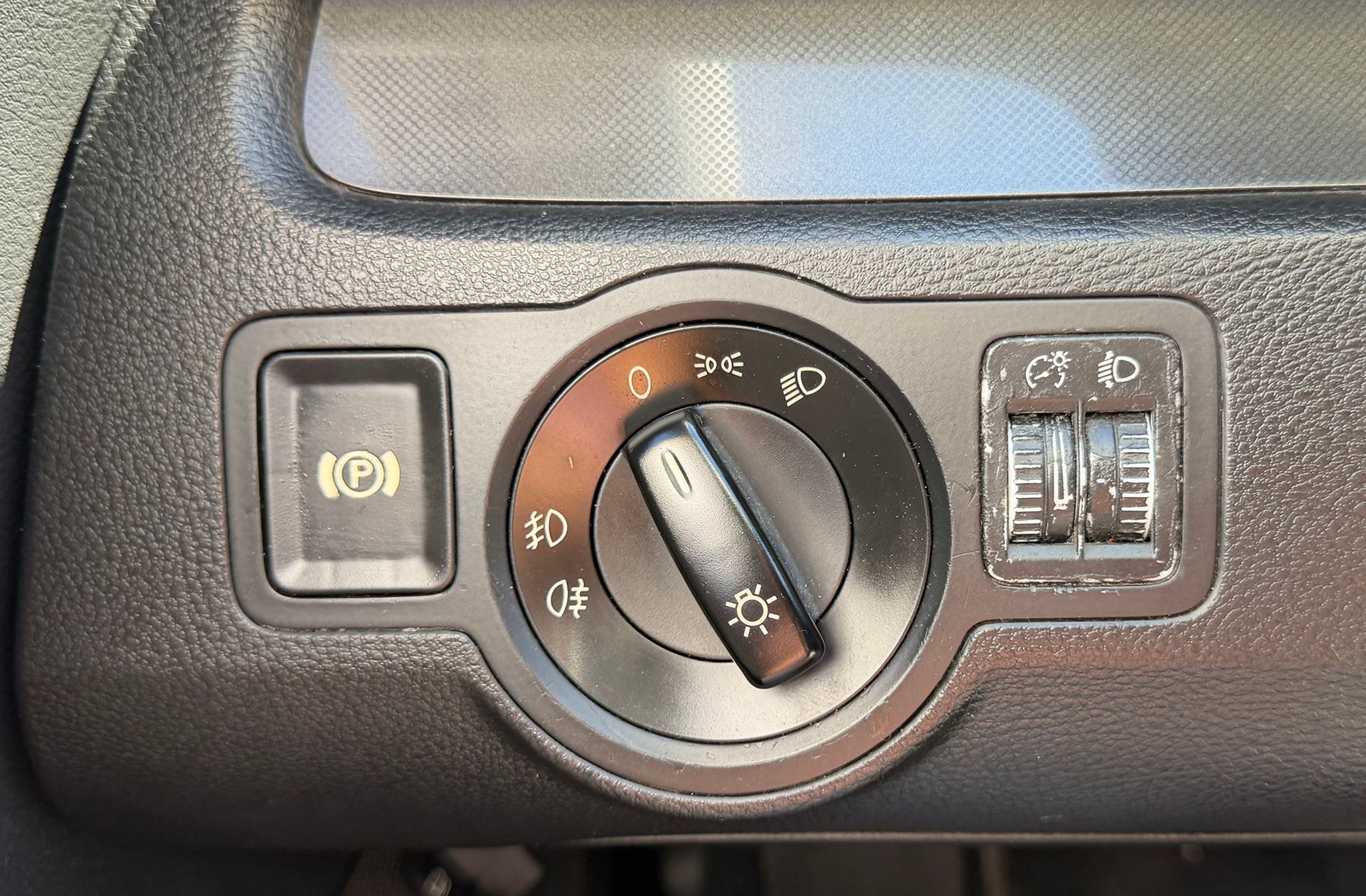 Volkswagen Passat Advance 2.0 TDI - foto 5