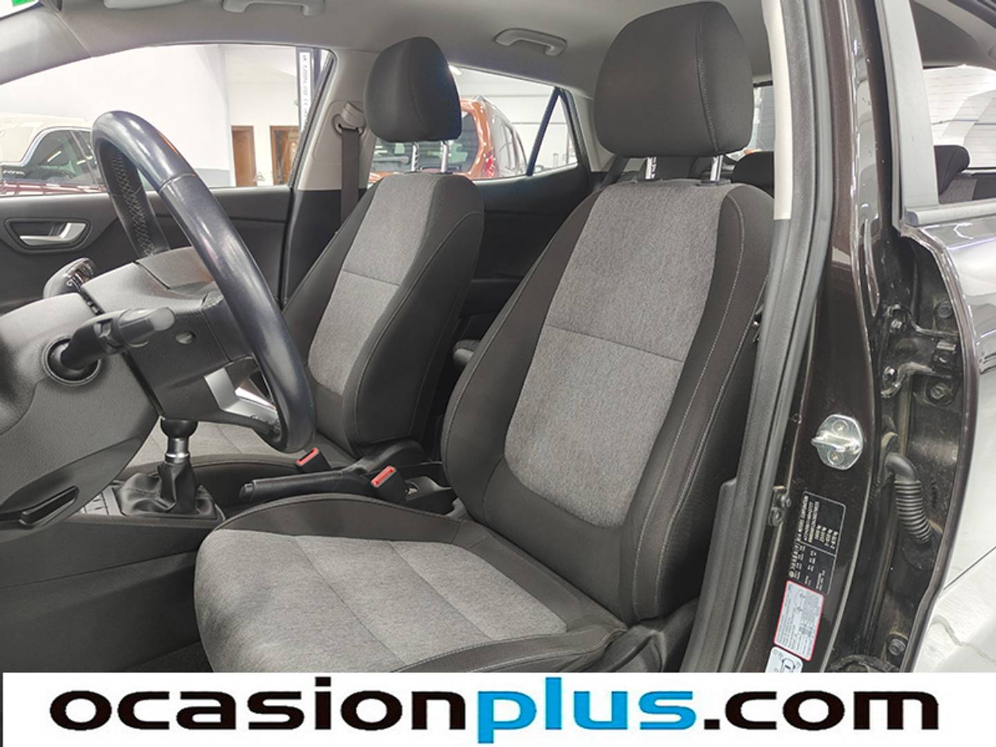 Foto KIA Stonic Kia Stonic 1.2 CVVT Concept Eco-Dynamic (84 CV)