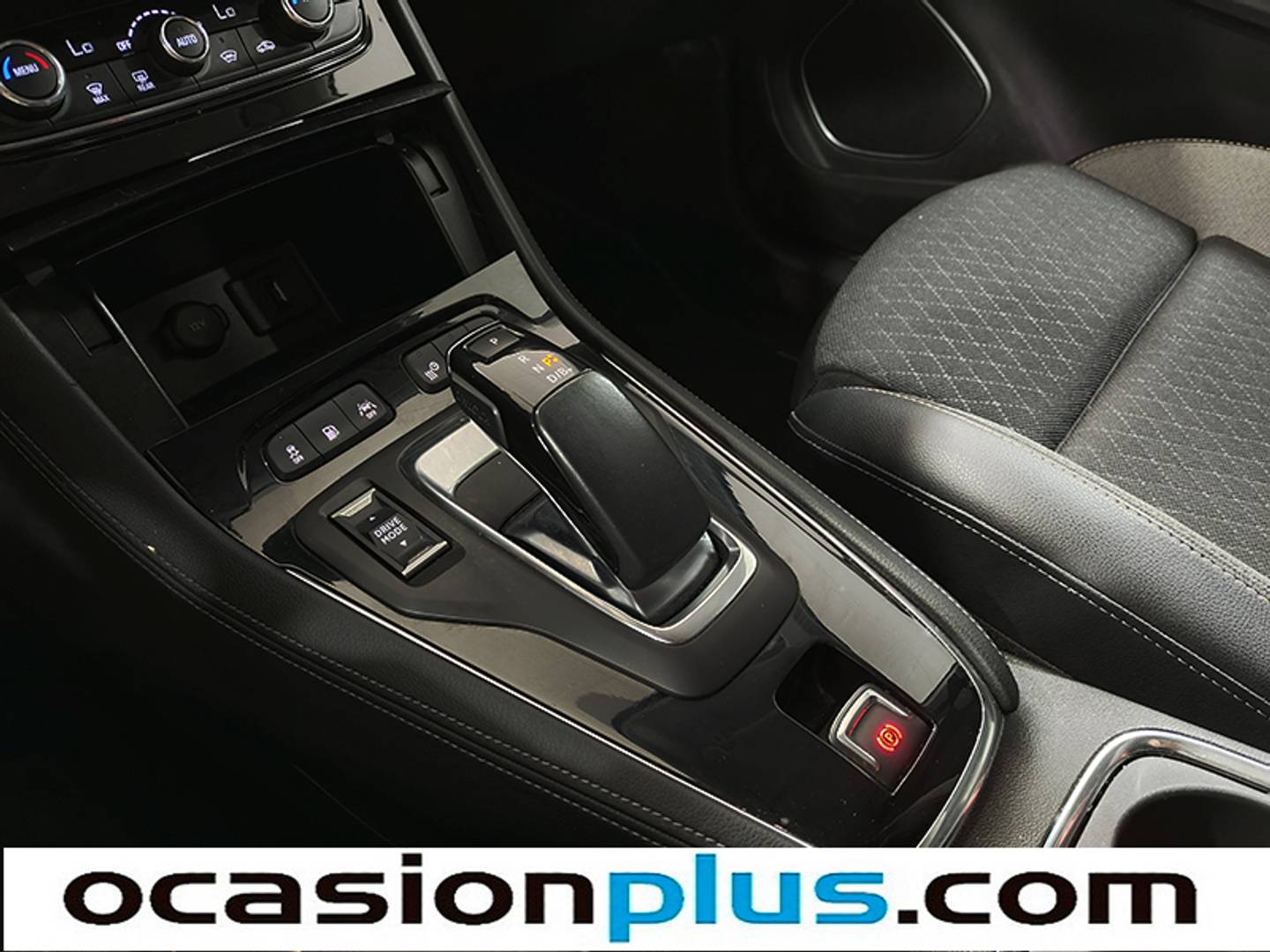 Foto Opel Grandland X PHEV Opel Grandland X 1.6 Turbo PHEV Ultimate 4x2 Auto (224 CV)