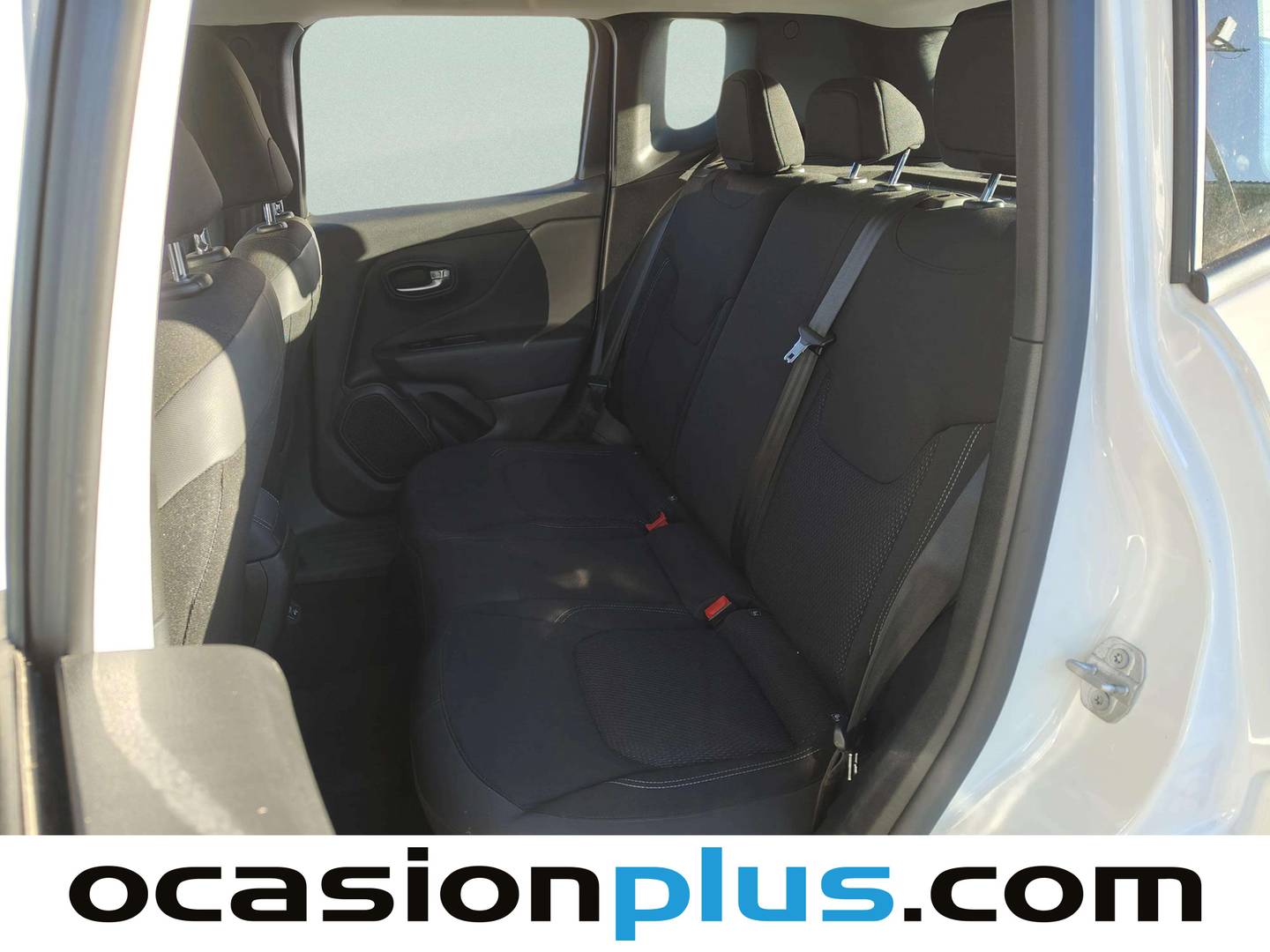 Foto Jeep Renegade Jeep Renegade eHybrid 1.5 Night Eagle ATX (130 CV)