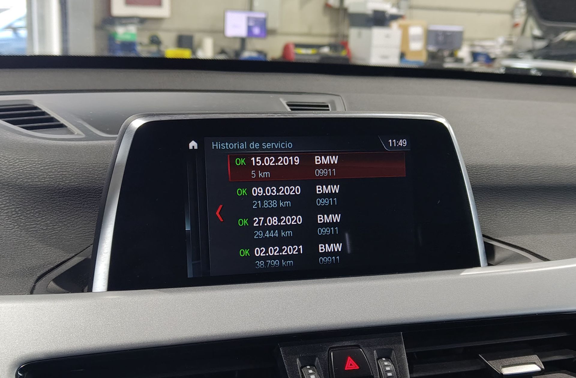 BMW X1 sDrive18d - foto 24