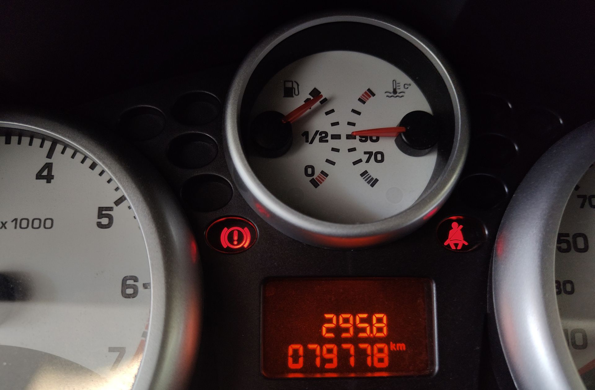 Peugeot 207 1.4 VTi 16v Confort - foto 7