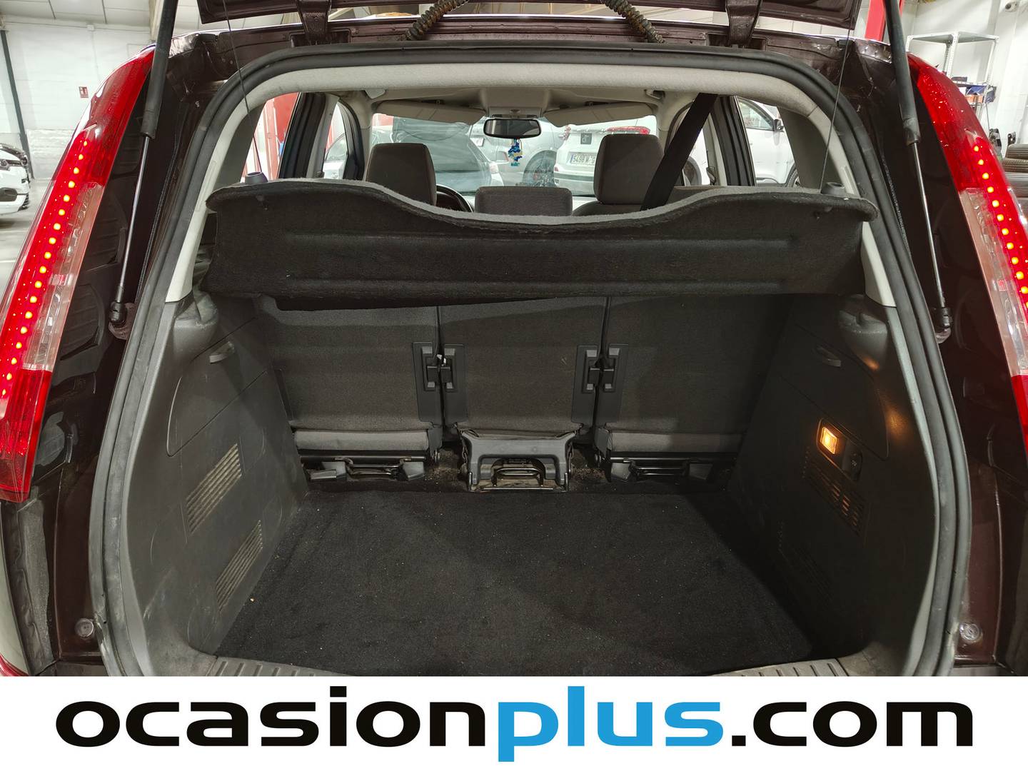 Fotos maletero Ford C-Max Ford C-Max 1.6 TDCi Trend (90 CV)