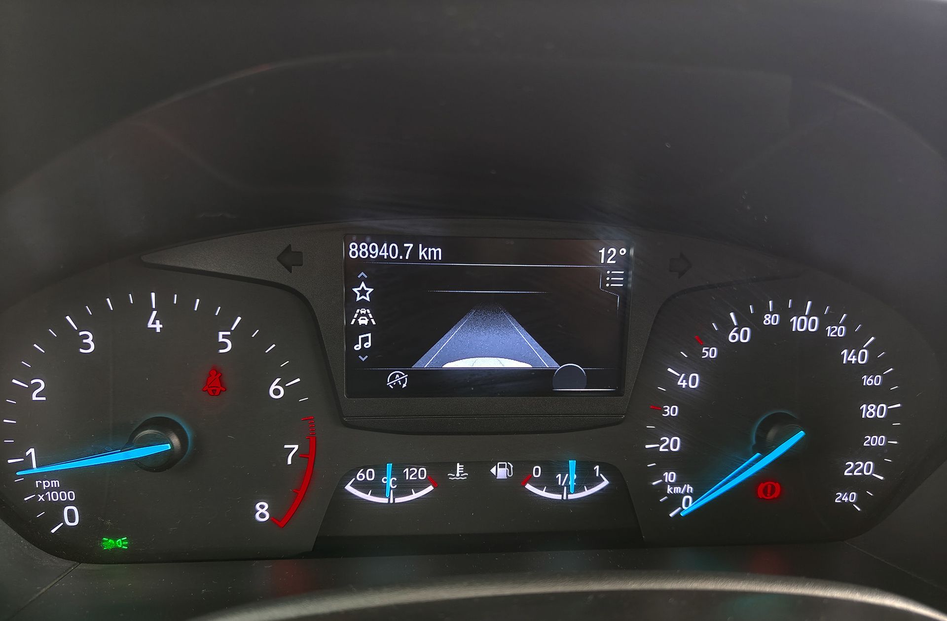 Ford Focus 1.0 EcoBoost Trend+ - foto 25