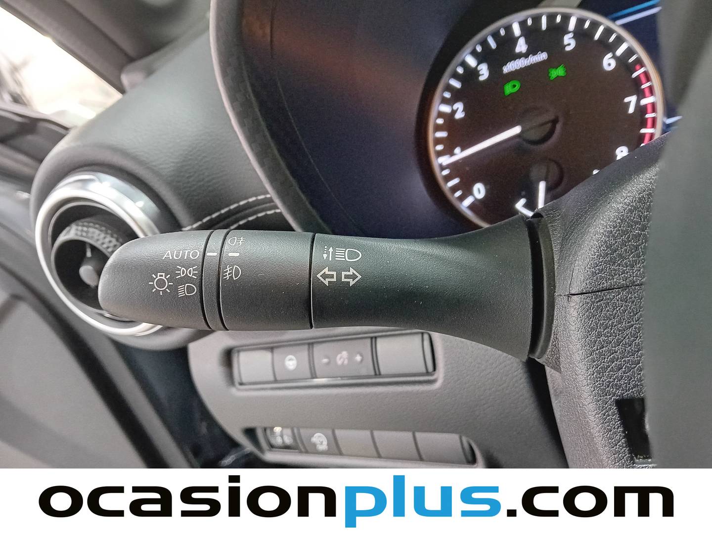 Nissan JUKE Nissan Juke DIG-T 114 N-Design Silver 4X2 (114 CV) seminuevo