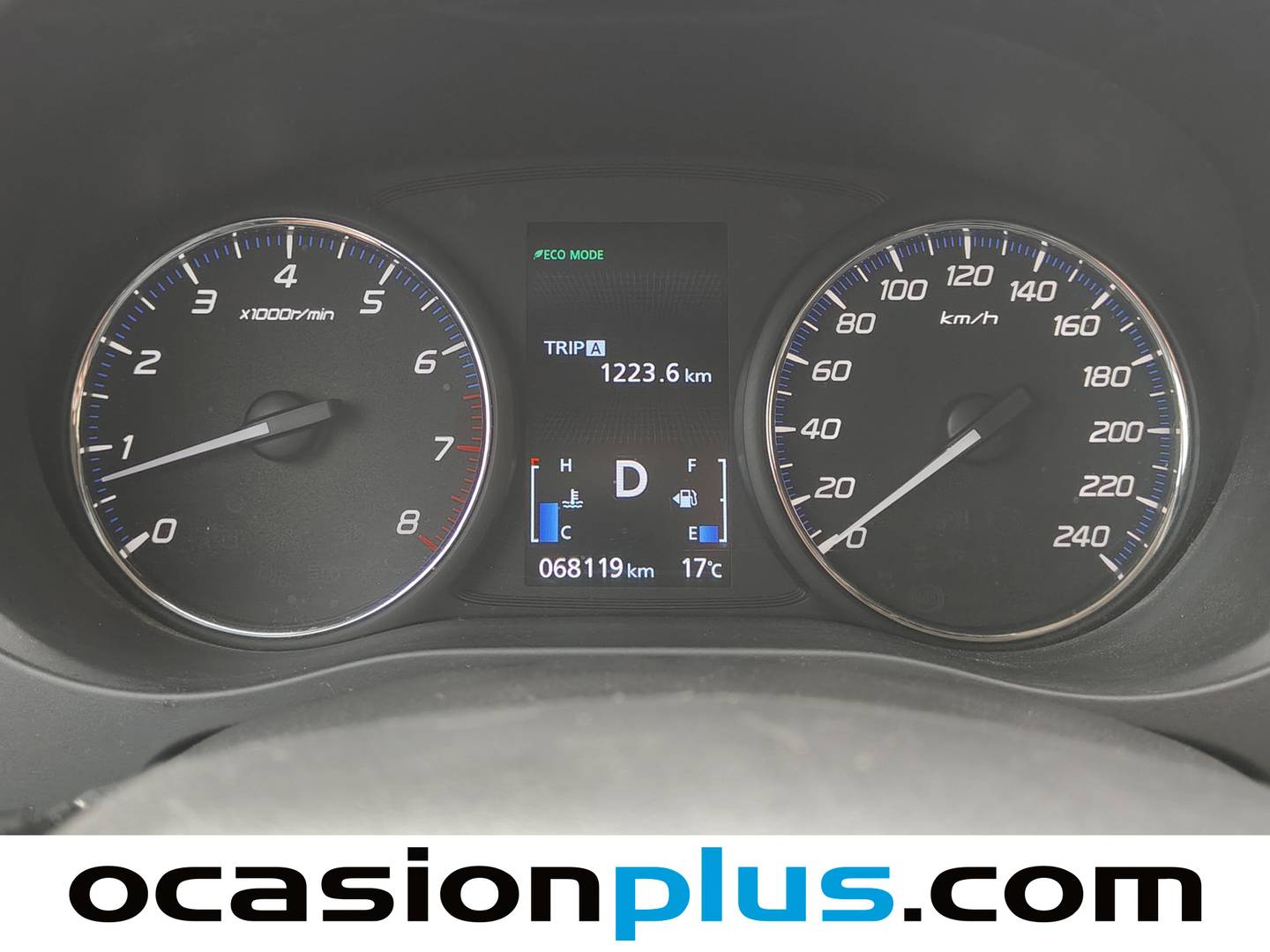 Foto Mitsubishi Outlander Mitsubishi Outlander 200 MPI Motion 2WD CVT (150 CV) 7 Plazas