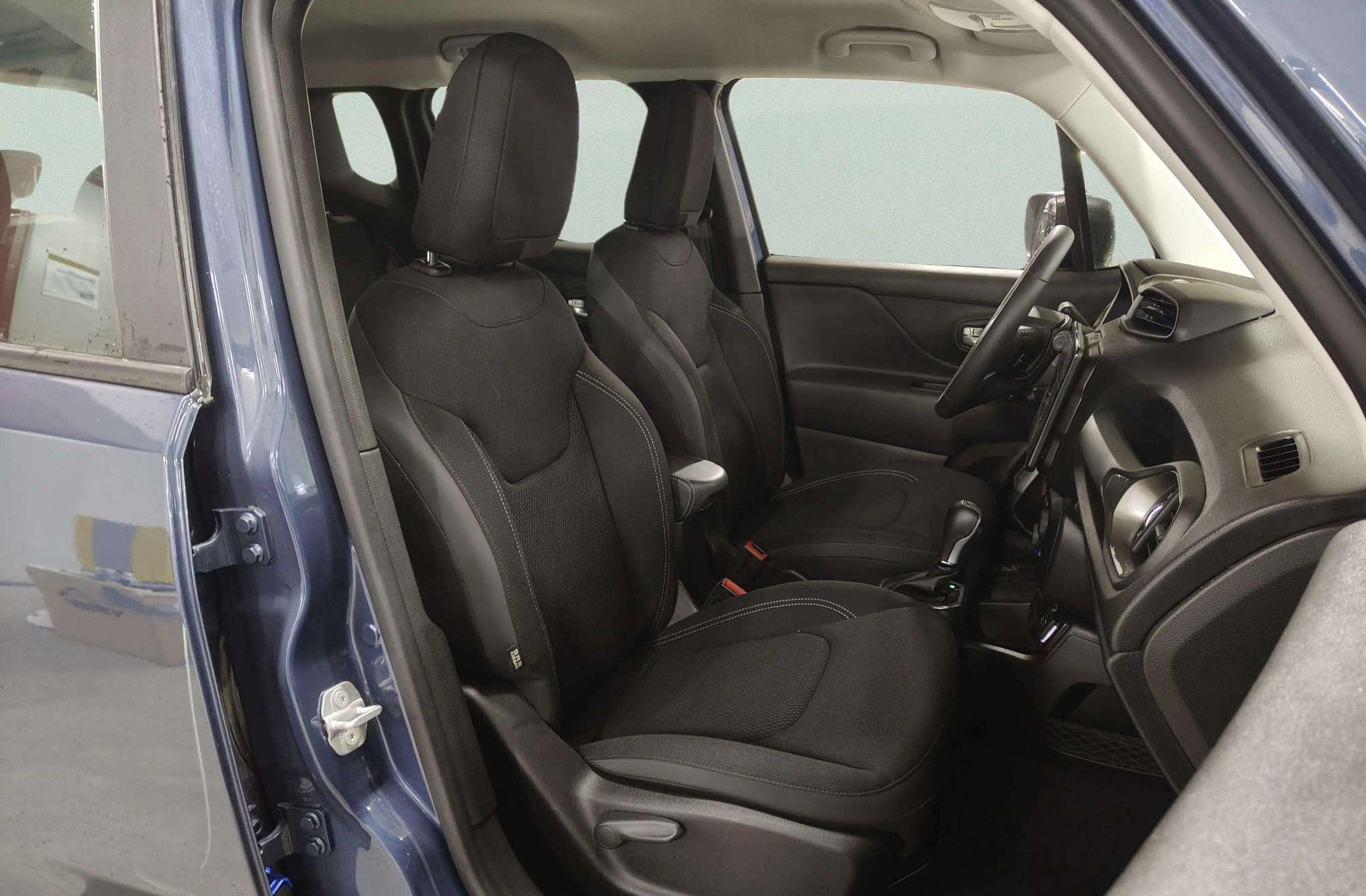 Jeep Renegade eHybrid 1.5 Altitude DCT - foto 16