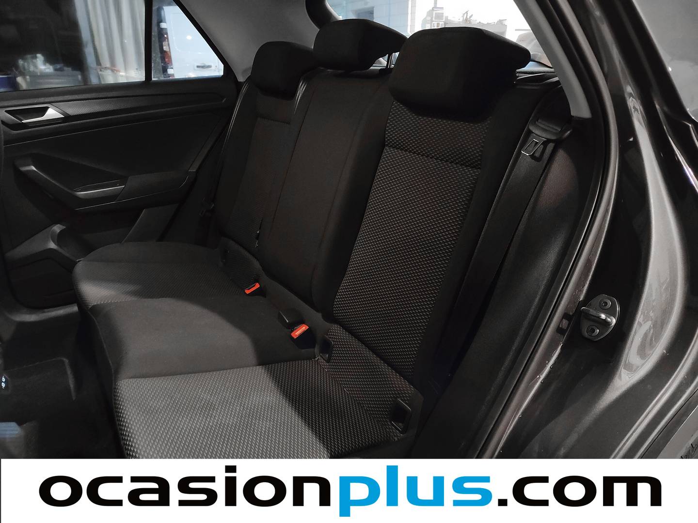 Foto Volkswagen T-Roc Volkswagen T-Roc Edition 1.6 TDI (115 CV)