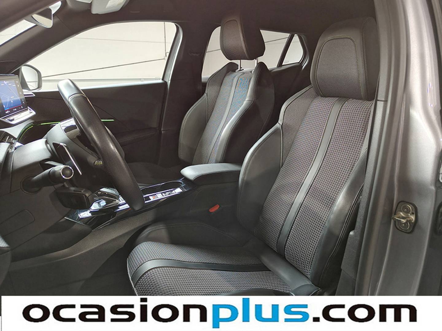 Foto Peugeot 2008 Peugeot 2008 BlueHDi 130 S&S GT EAT8 (130 CV)