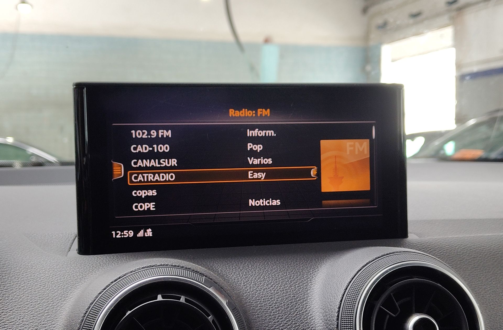 Audi Q2 Advanced 35 TFSI S tronic - foto 36