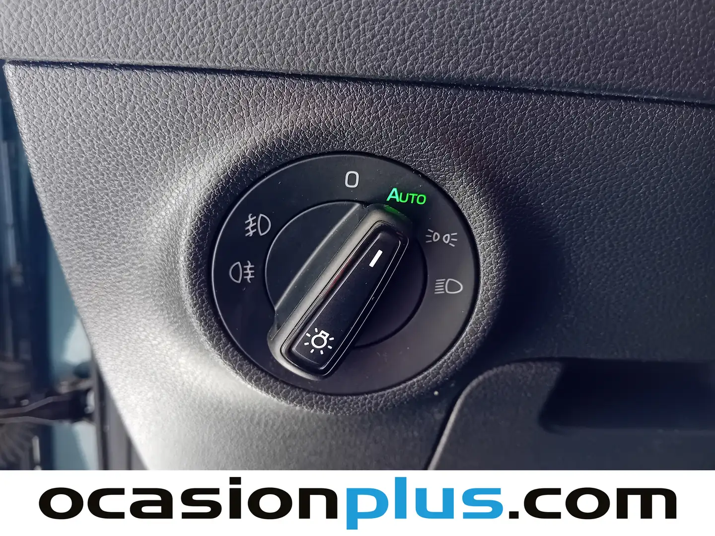 Foto Skoda Karoq Skoda Karoq 1.0 TSI Like (115 CV)