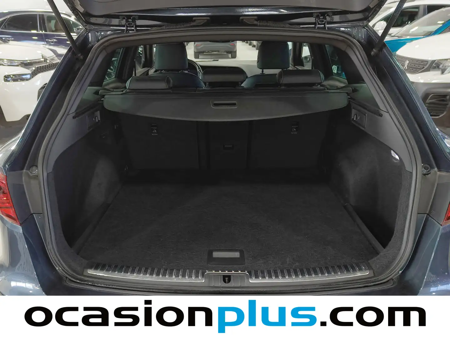 Foto Seat León SEAT León ST 2.0 TSI S&S Cupra DSG (290 CV)