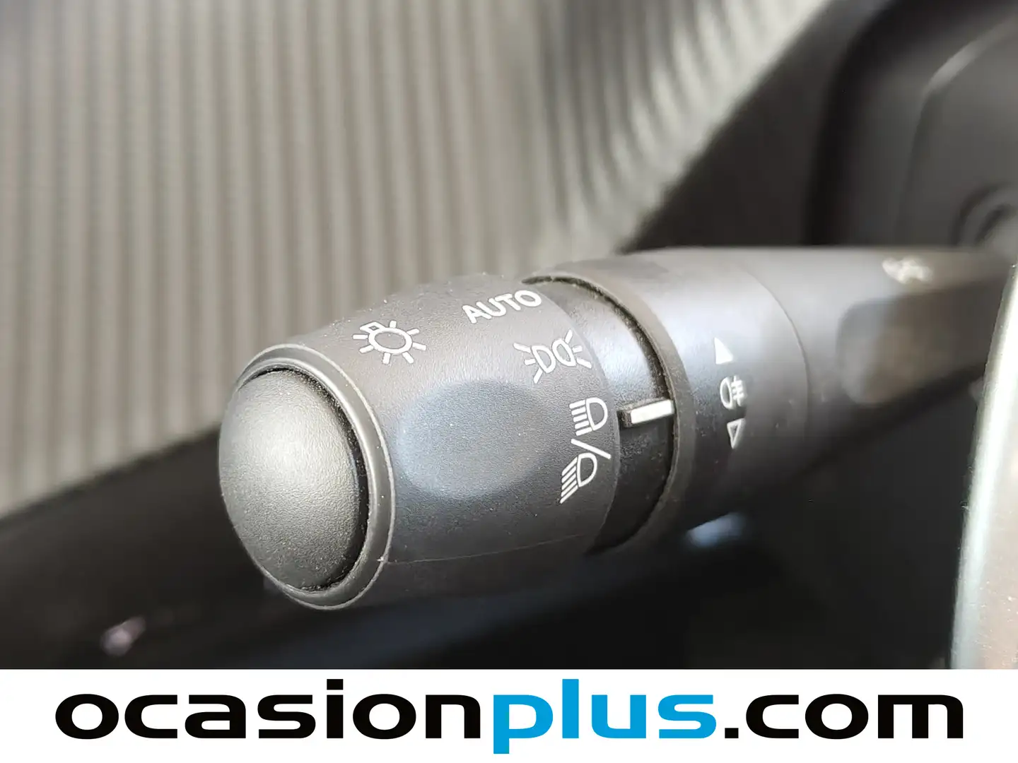 Foto Peugeot 208 Peugeot 208 Allure Hybrid eDCS6  (100 CV)