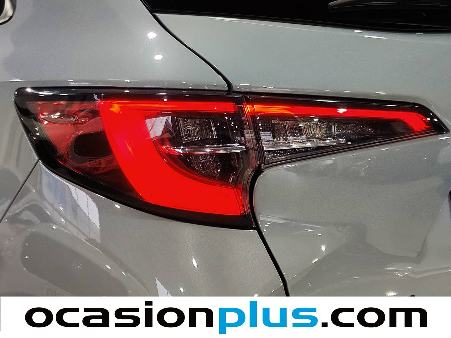 Extras del Toyota Corolla Toyota Corolla Touring Sports 125H Active Tech E-CVT (122 CV)