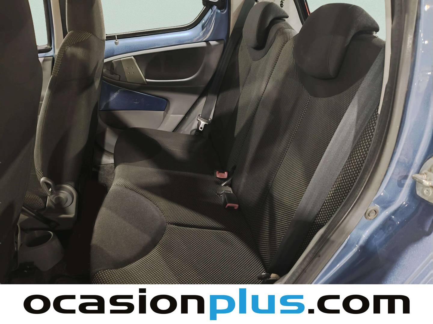 Foto asientos traseros Toyota Aygo Toyota Aygo 1.0 VVT-i Blue (68 CV)