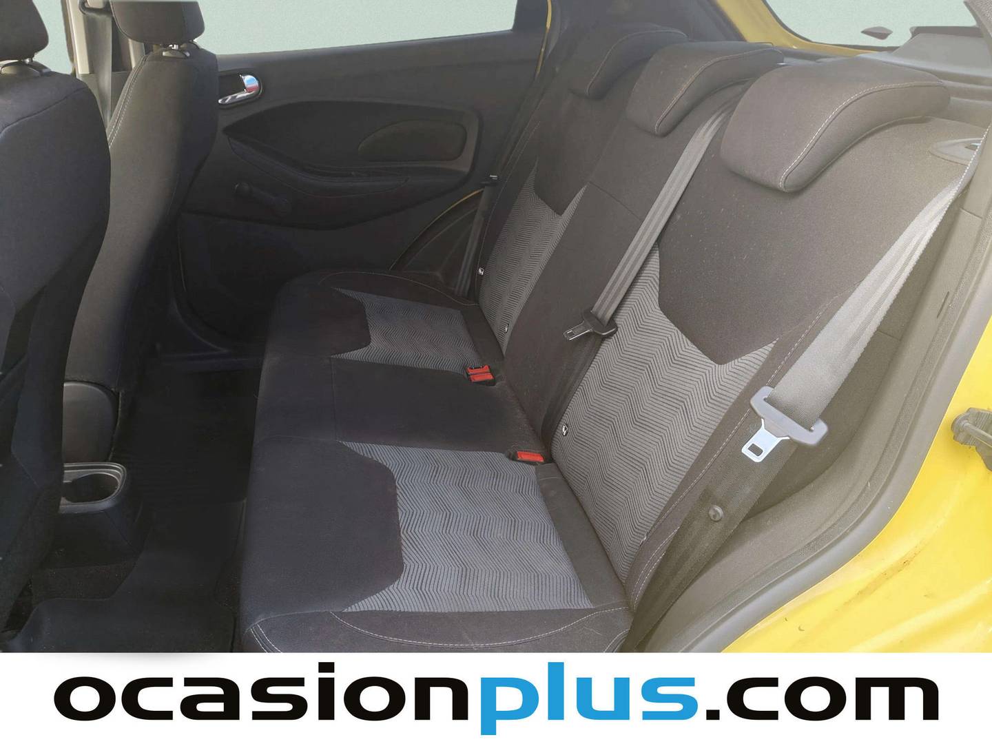 Foto asientos traseros Ford Ka+ Ford Ka+ 1.2 Ti-VCT Ultimate 63 kW (85 CV)