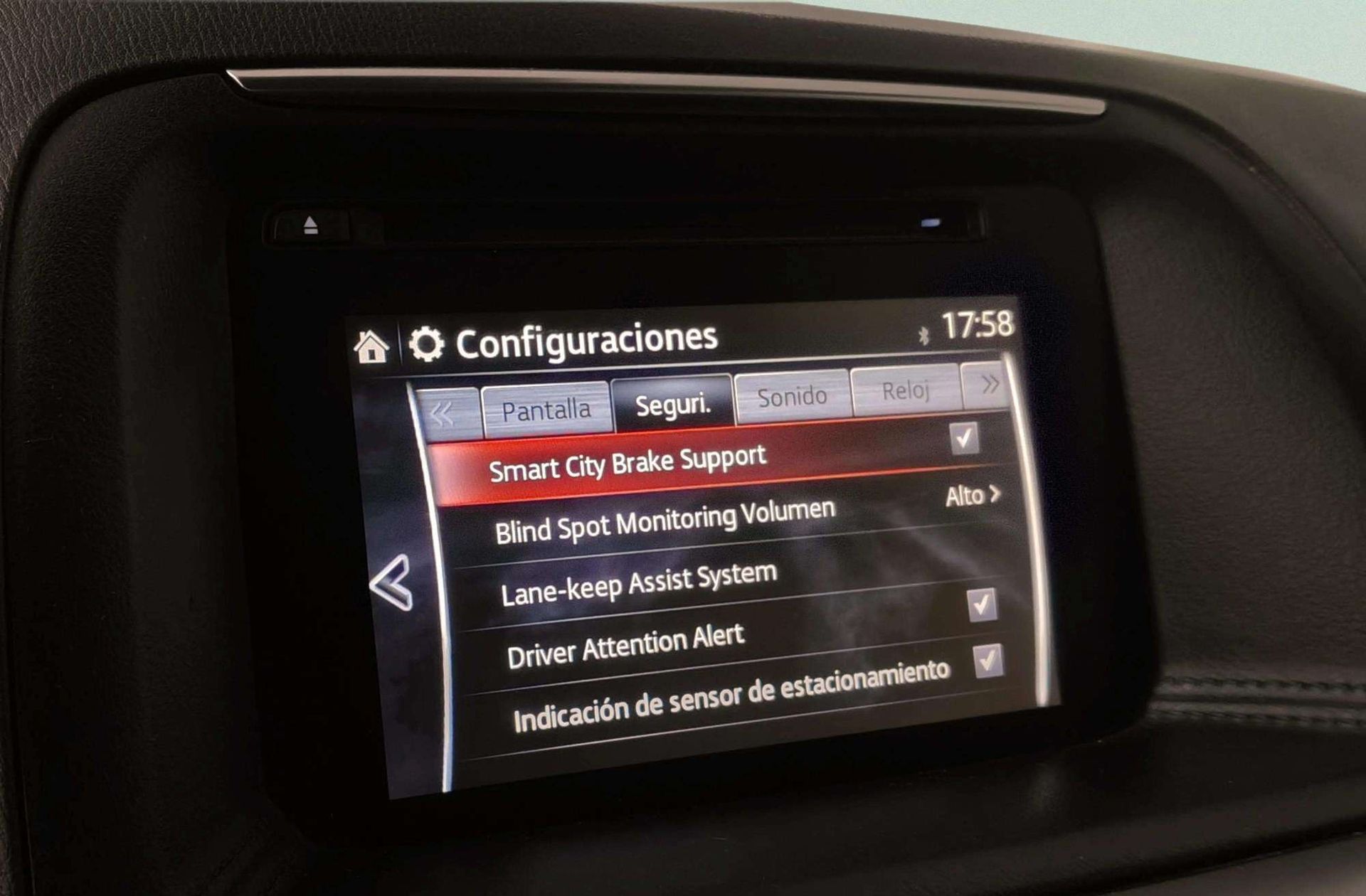 Mazda CX-5 2.2 DE Luxury 2WD - foto 12